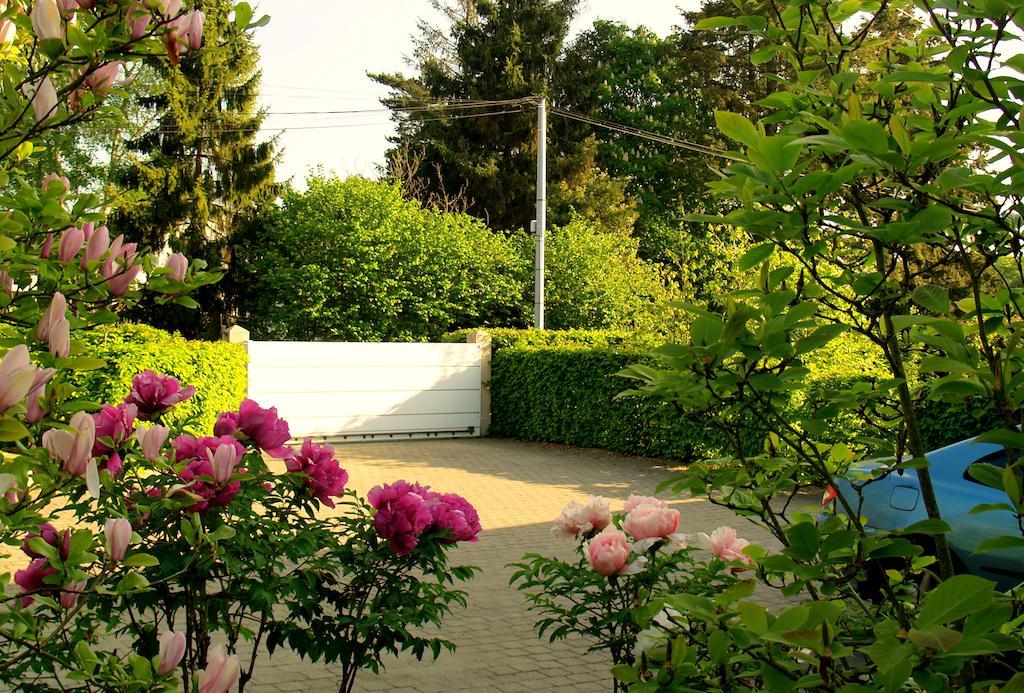 Les Deux Chenes Bed and Breakfast La Chapelle-Sur-Erdre Buitenkant foto